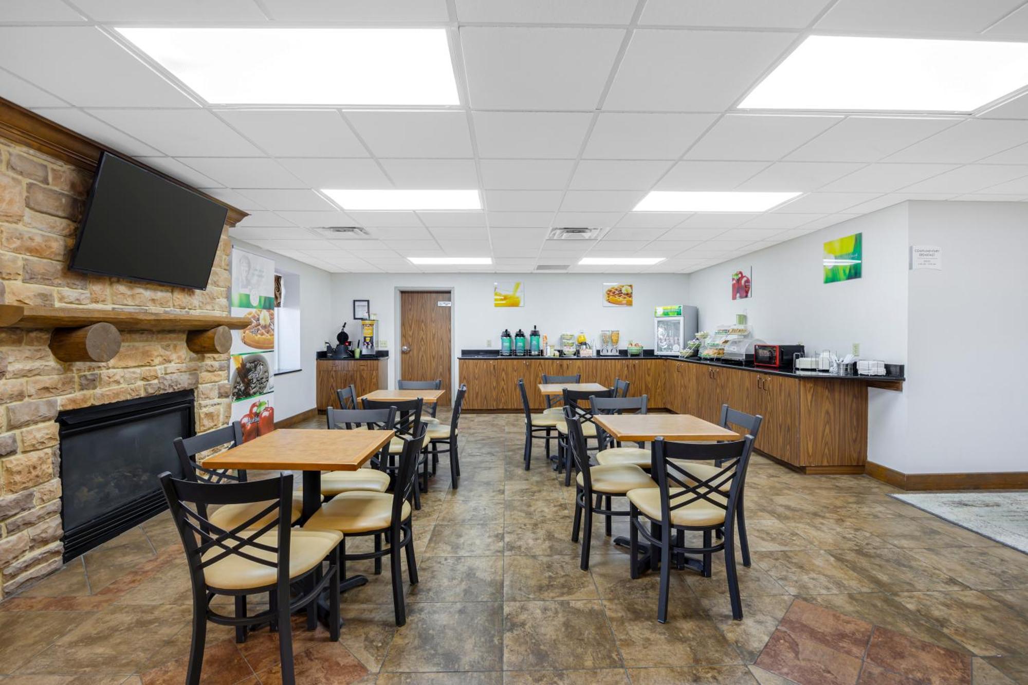 Quality Inn & Suites Monterey, Tn - Crossville, Tn Extérieur photo